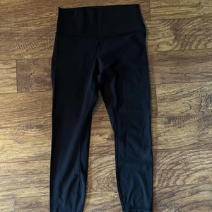 Lululemon Wunder Under 25in